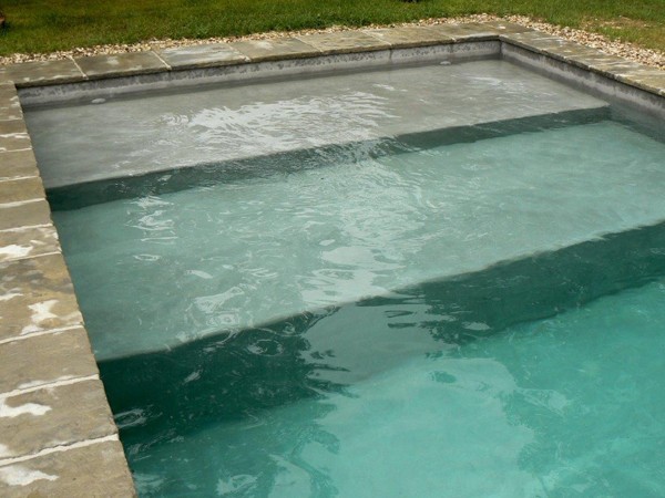 piscine beton lisse